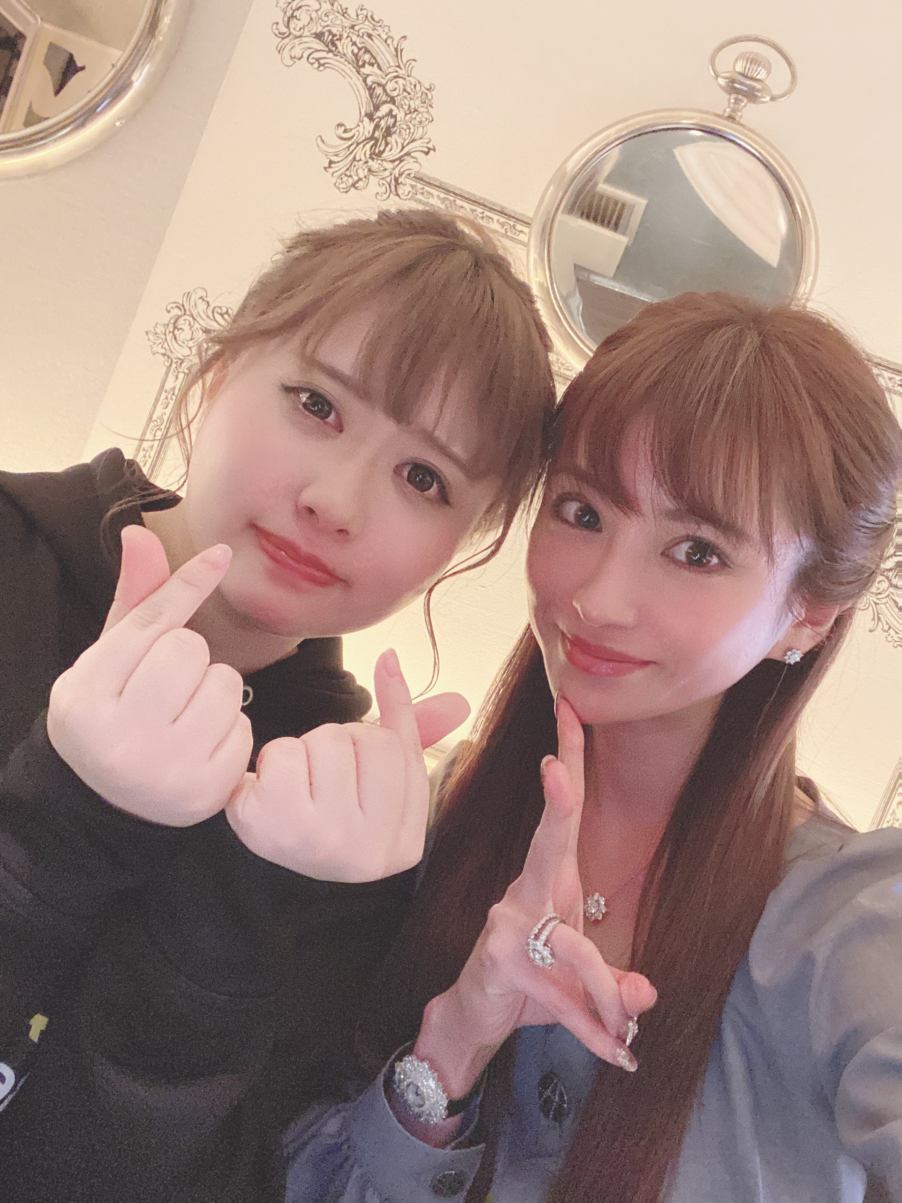 えみりんちゃーん♡｡ﾟ.(*♡´◡` 人´◡` ♡*)ﾟ♡ °・ - 愛沢えみりBLOG